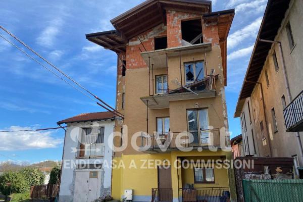 Appartamento in Via Piemonte 3, Castronno