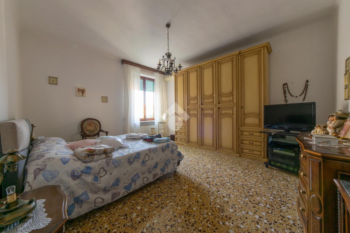Trilocale in Corso Valentino 263, Casale Monferrato