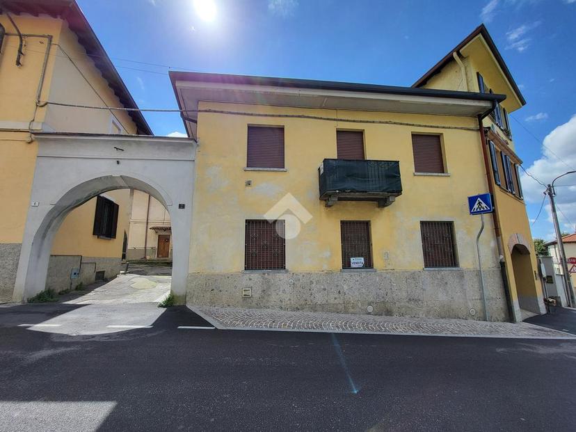 Trilocale in Via S. Siro 3, Besana in Brianza — foto 5 di 5
