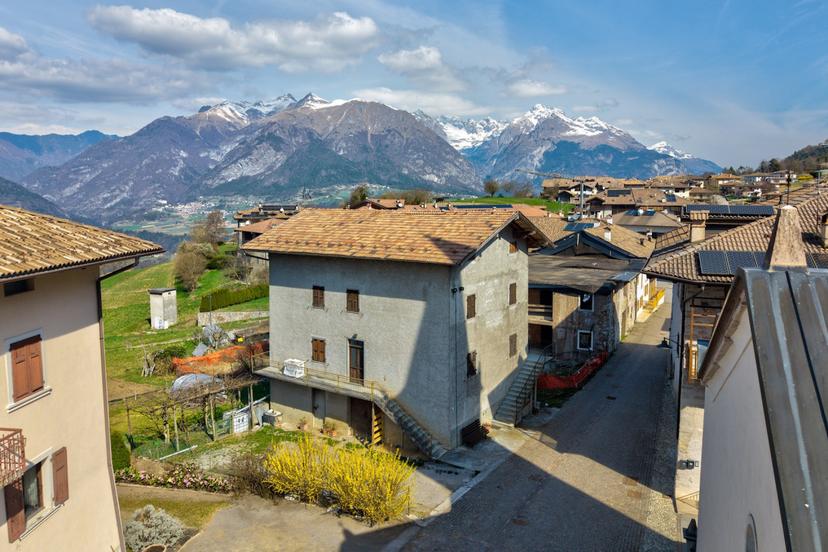 Casa indipendente in Frazione Lundo, Comano Terme — foto 3 di 5