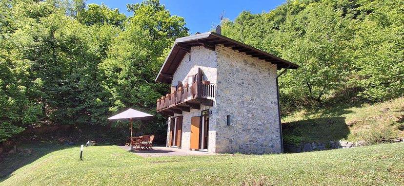 Villa unifamiliare, Plesio — foto 2 di 5