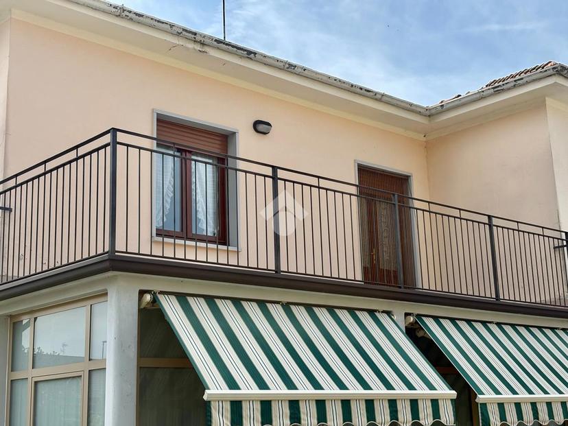 Trilocale in Via Fratelli Cairoli 36, Adro — foto 4 di 5