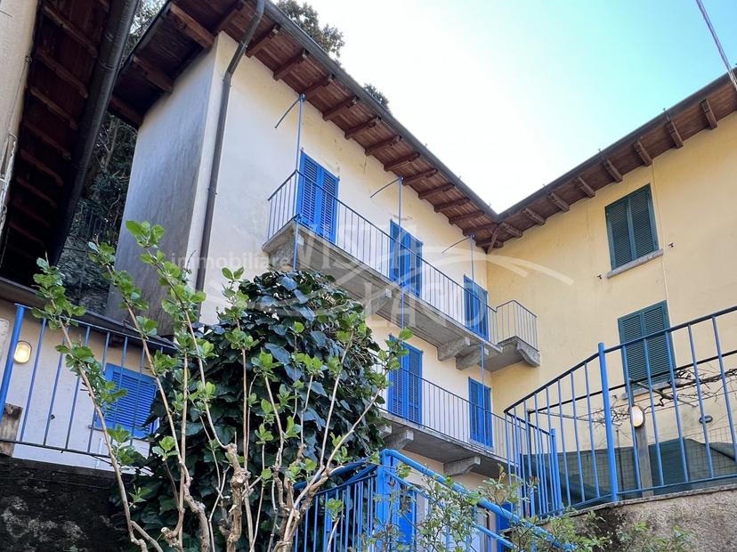 Casa indipendente in Via alle Rive, 38, Faggeto Lario — foto 3 di 5