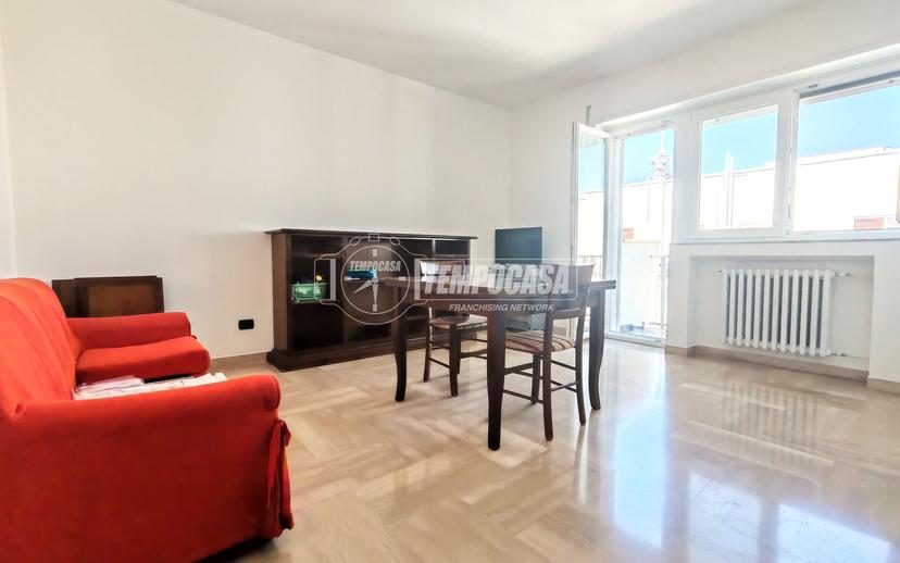 Trilocale in Via San Francesco d'Assisi, Gioia del Colle — foto 3 di 5