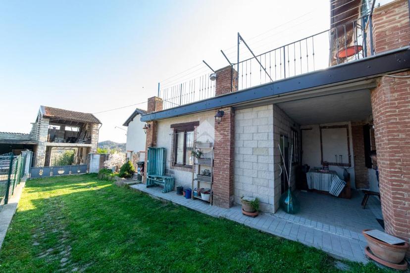 Casa indipendente in Vicolo Borgo 29, Camino — foto 3 di 5