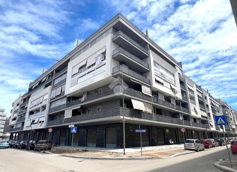 Trilocale in Viale Carlo Maria Giulini, Barletta — foto 2 di 5