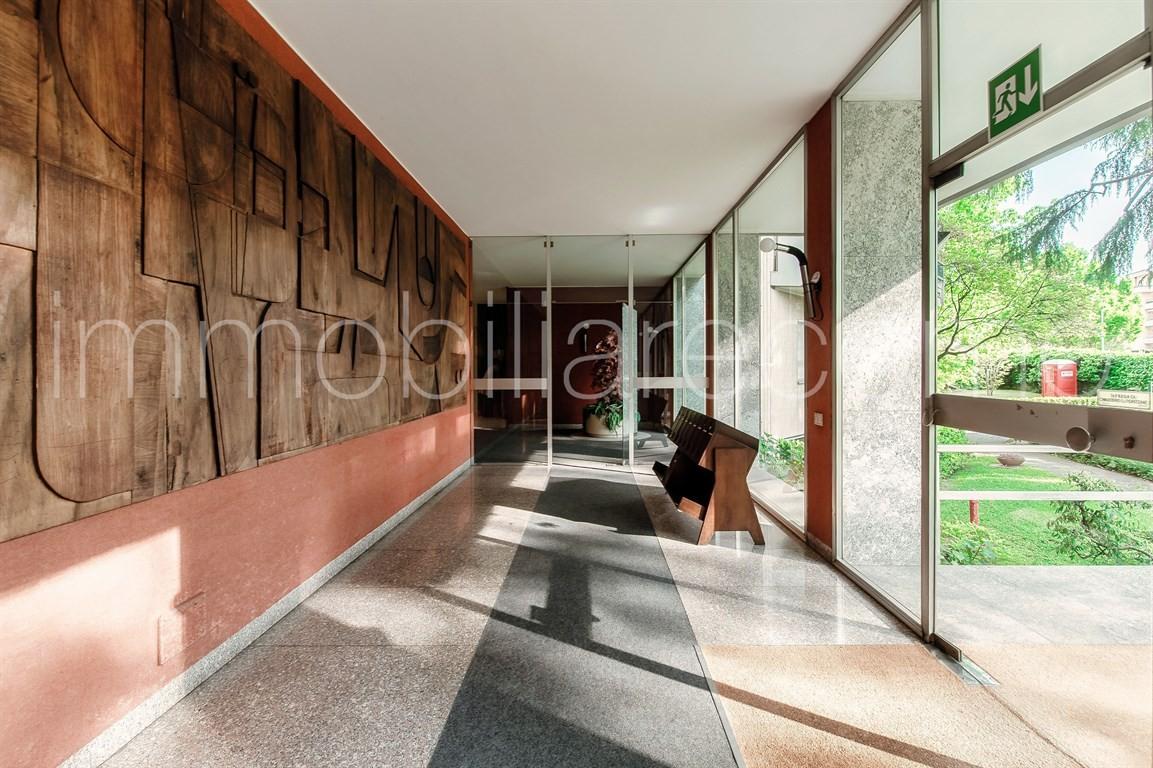 Villa bifamiliare in Via Petrarca, Como