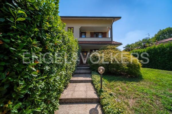 Villa a schiera in Via Enrico Caprera 11, Saronno — foto 2 di 5