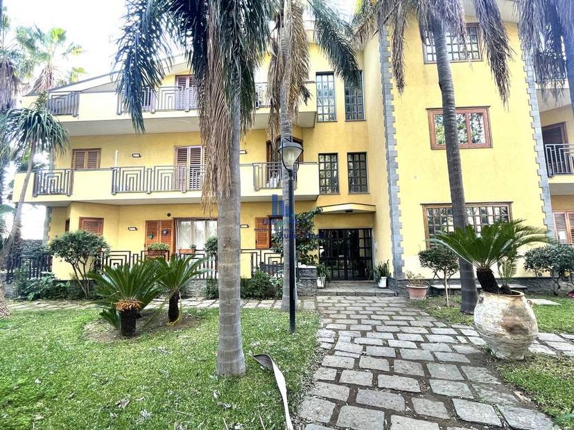 Trilocale, San Giovanni la Punta — foto 2 di 5