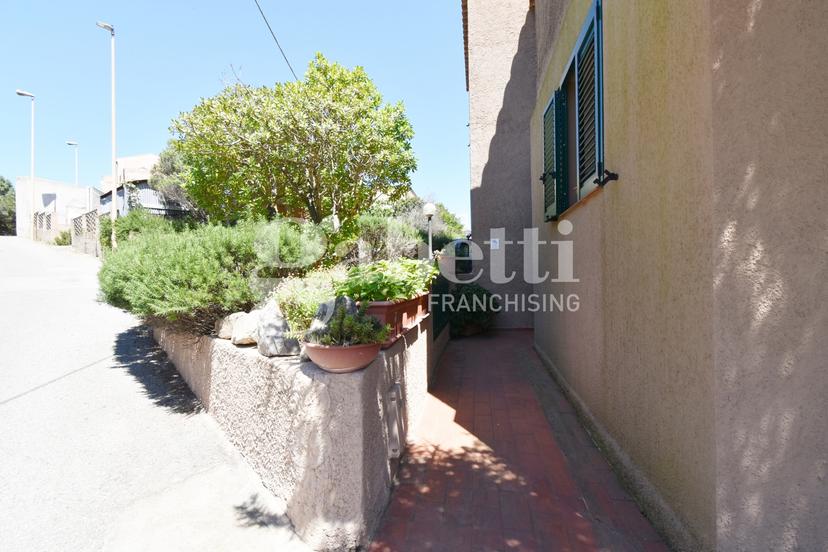 Trilocale in Via Chiusedda 2, La Maddalena — foto 3 di 5