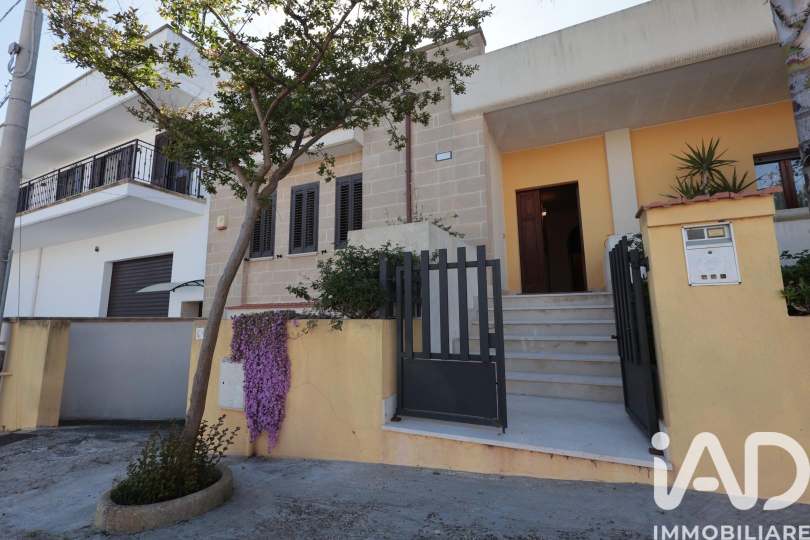 Villa in Via Enrico Berlinguer, Specchia