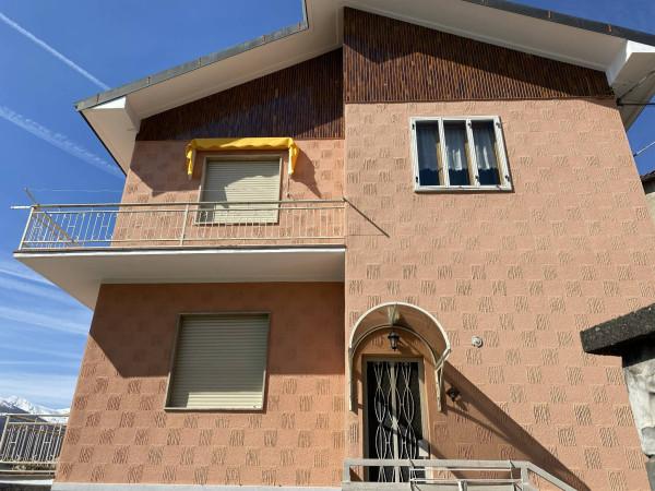 Villa bifamiliare in Borgata Selvaggio Sopra 17, Giaveno