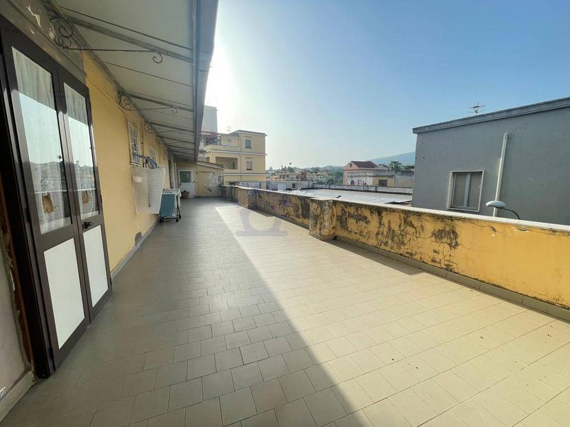 Trilocale in Via Veneto 384, Torre Annunziata — foto 2 di 5