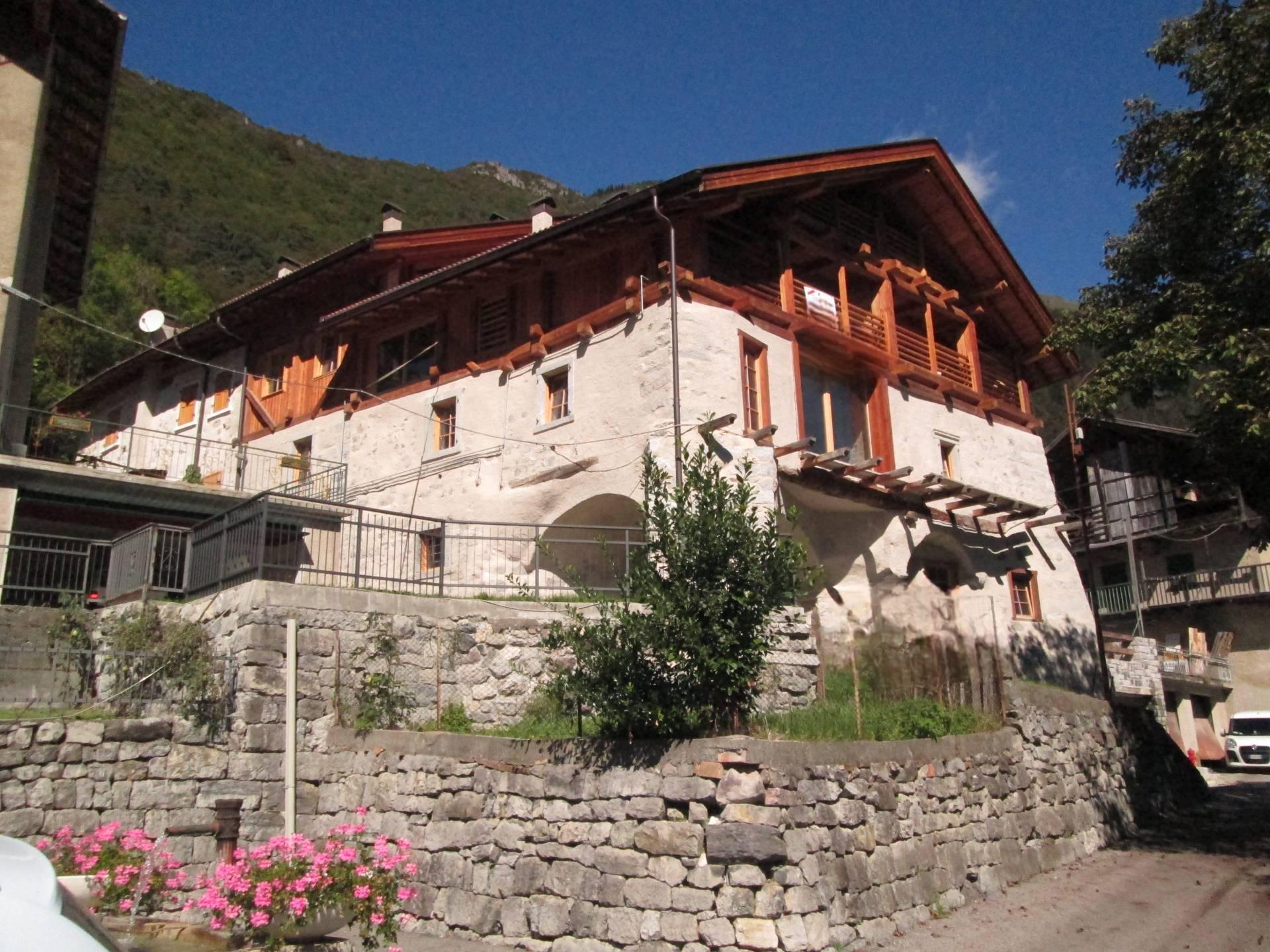 Trilocale in Via Scaricle, Tre Ville