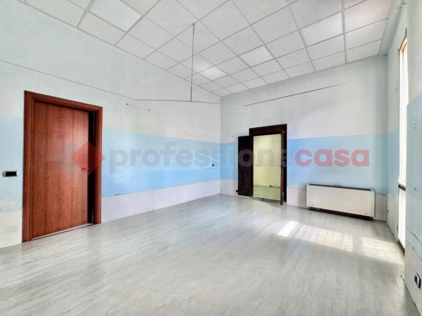 Trilocale in Via Roma , Dormelletto — foto 5 di 5