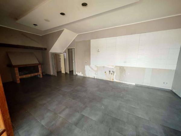 Terratetto unifamiliare in Via Santa Maria delle Grazie a Castello, Somma Vesuviana — foto 3 di 5