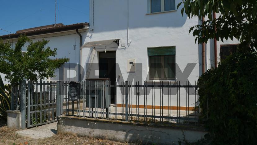 Casa indipendente in Via IV Novembre 49, Mesola — foto 2 di 5