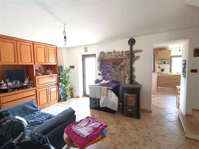 Casa indipendente in Plout, Saint-Marcel — foto 3 di 5