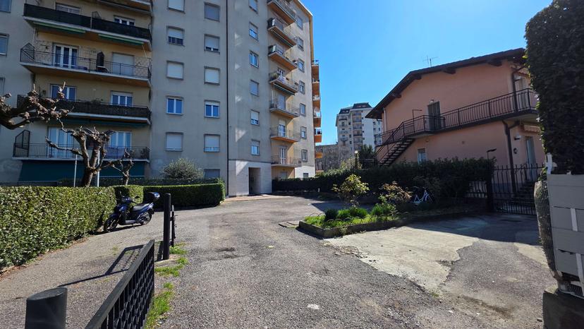 Bilocale in Via Camponuovo  60, Lipomo — foto 5 di 5