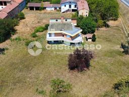 Villa unifamiliare in Via Quargnento 2, Castelletto Monferrato