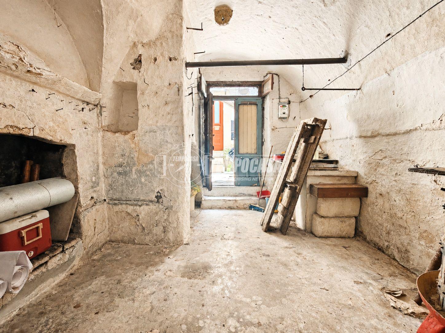 Casa indipendente in Via Pellegrino, Gioia del Colle