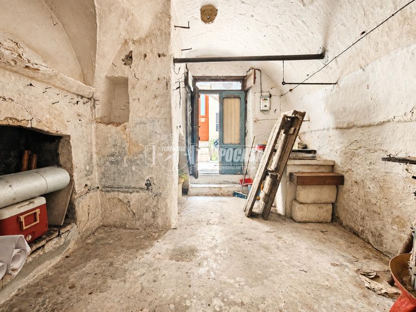 Casa indipendente in Via Pellegrino, Gioia del Colle