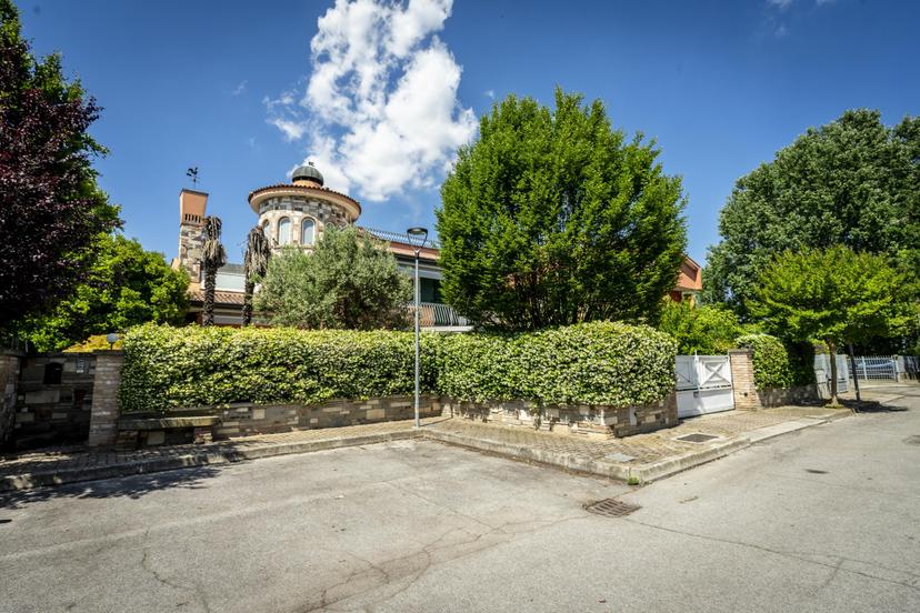 Villa in Via Marsilio da Carrara, 13, Due Carrare — foto 4 di 5