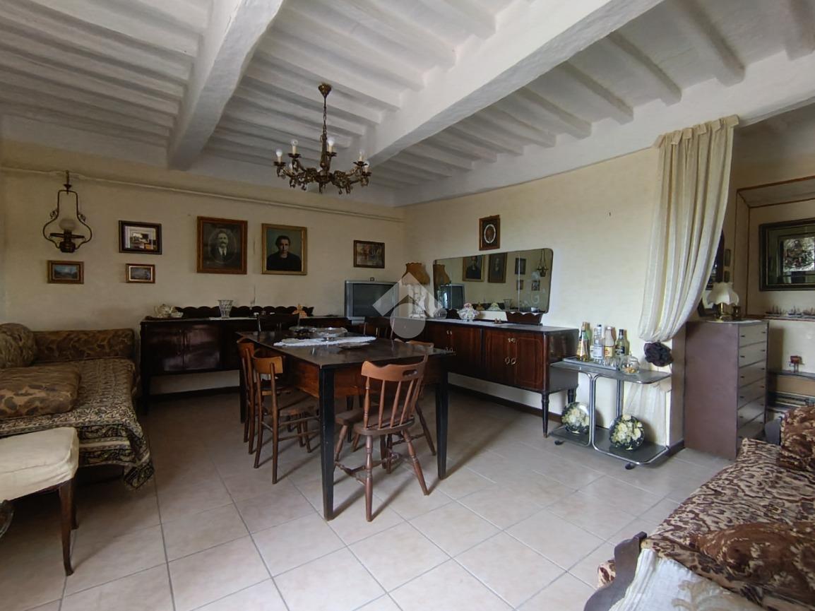 Casa indipendente in Frazione Colpetrazzo 1, Massa Martana