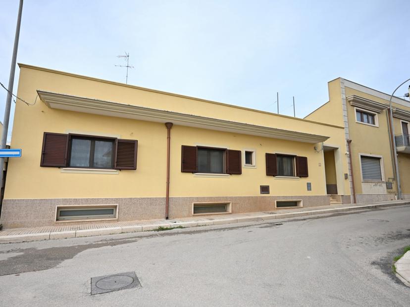 Casa indipendente in Via Salvatore Quasimodo Snc, San Vito dei Normanni — foto 2 di 5