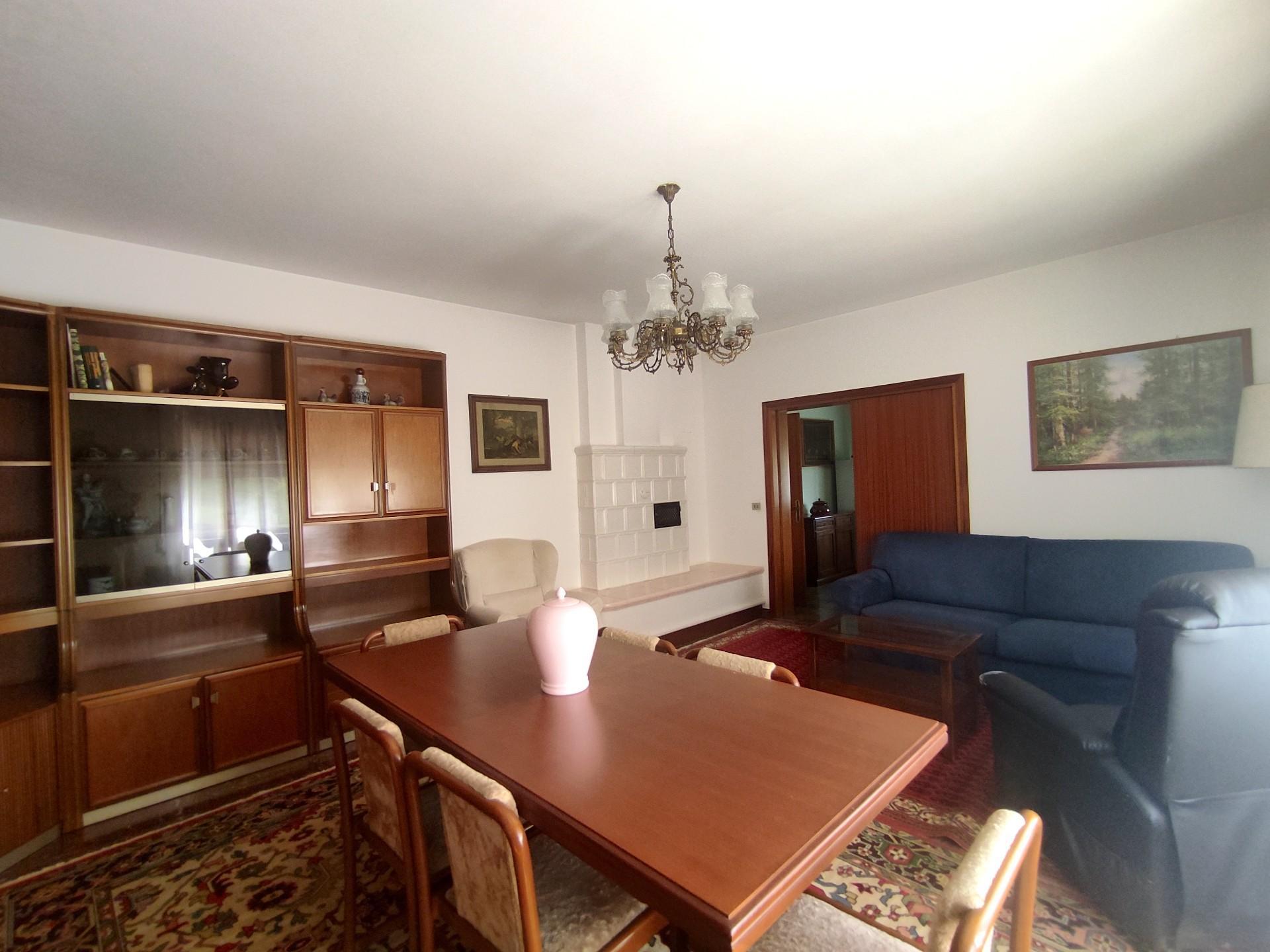 Villa unifamiliare, Caneva