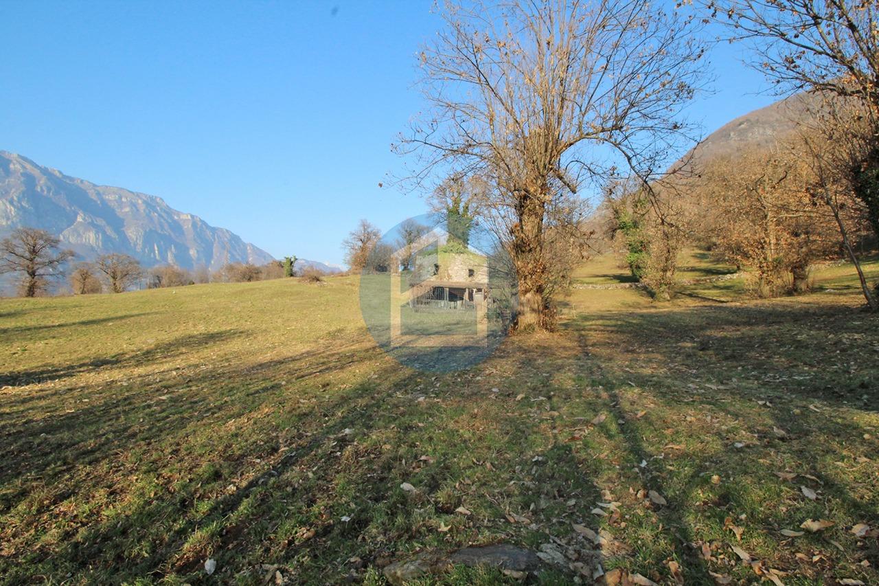 Casale in Via Tadini, Gianico