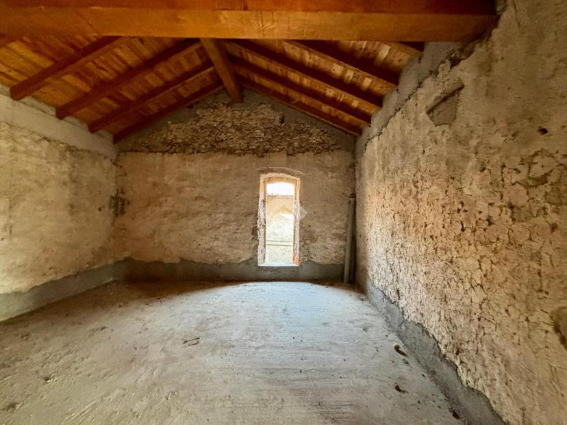 Casa indipendente in Via della Madonna 11, Gandino — foto 3 di 5