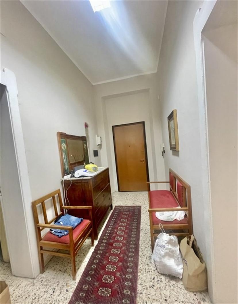 Appartamento in Via Torrione, Reggio di Calabria