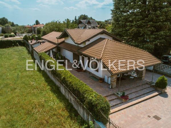 Villa in Via Filippo Corridoni 107, Fagnano Olona