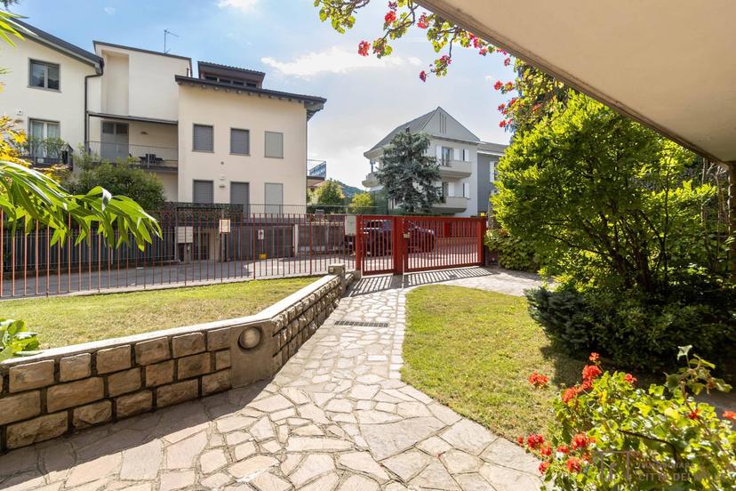 Villa in Via Raboni, Bergamo — foto 4 di 5