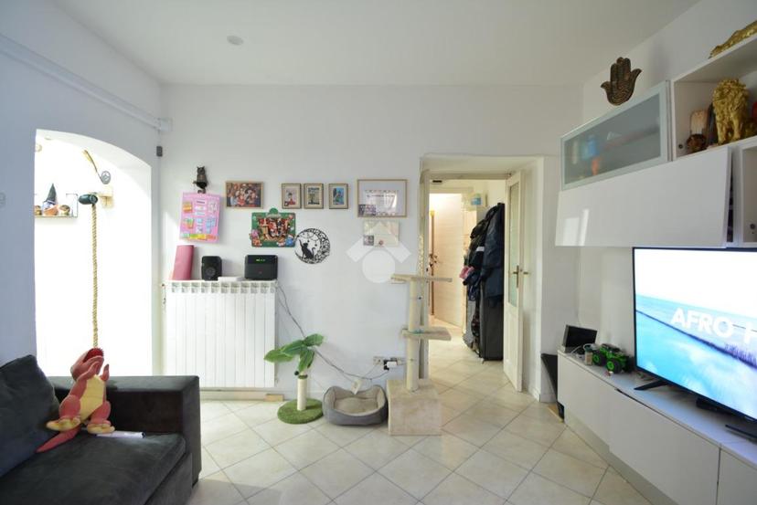 Trilocale in Vicolo Trento 13, Capriate San Gervasio — foto 2 di 5