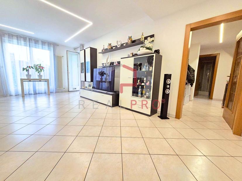 Quadrilocale in Via Positano, Bolzano — foto 3 di 5