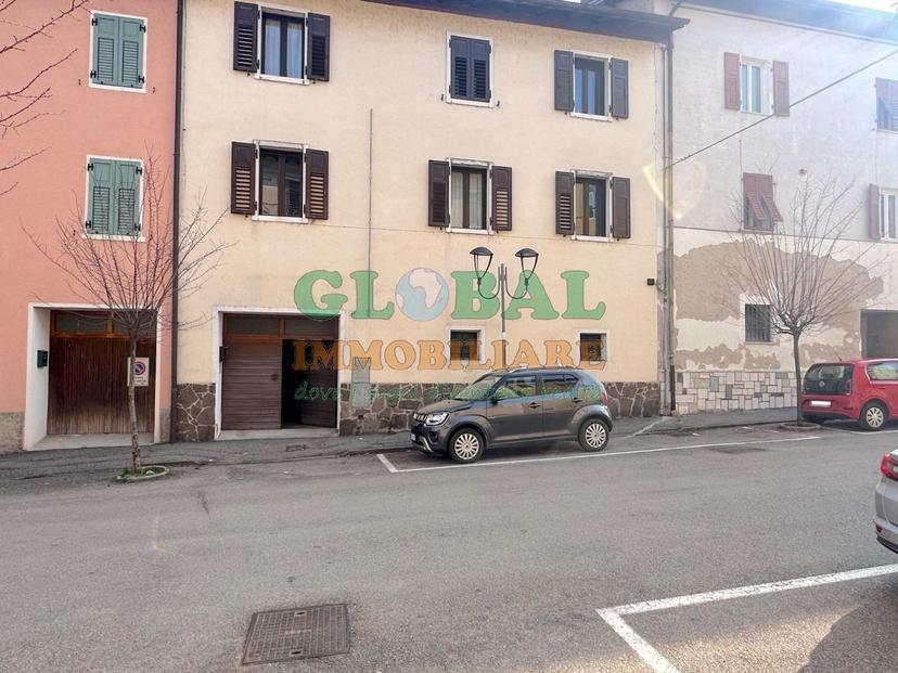 Trilocale in Via Fratelli 43, Borgo Valsugana — foto 4 di 5