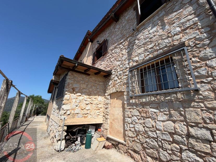 Villa in Via Nuova, Sezze — foto 4 di 5