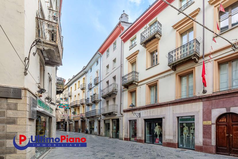 Trilocale in Via Jean Baptiste De Tillier 31, Aosta — foto 5 di 5