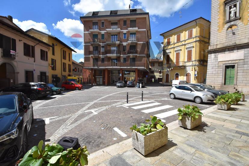 Trilocale in Piazza Matteotti 5, Castelletto sopra Ticino — foto 2 di 5