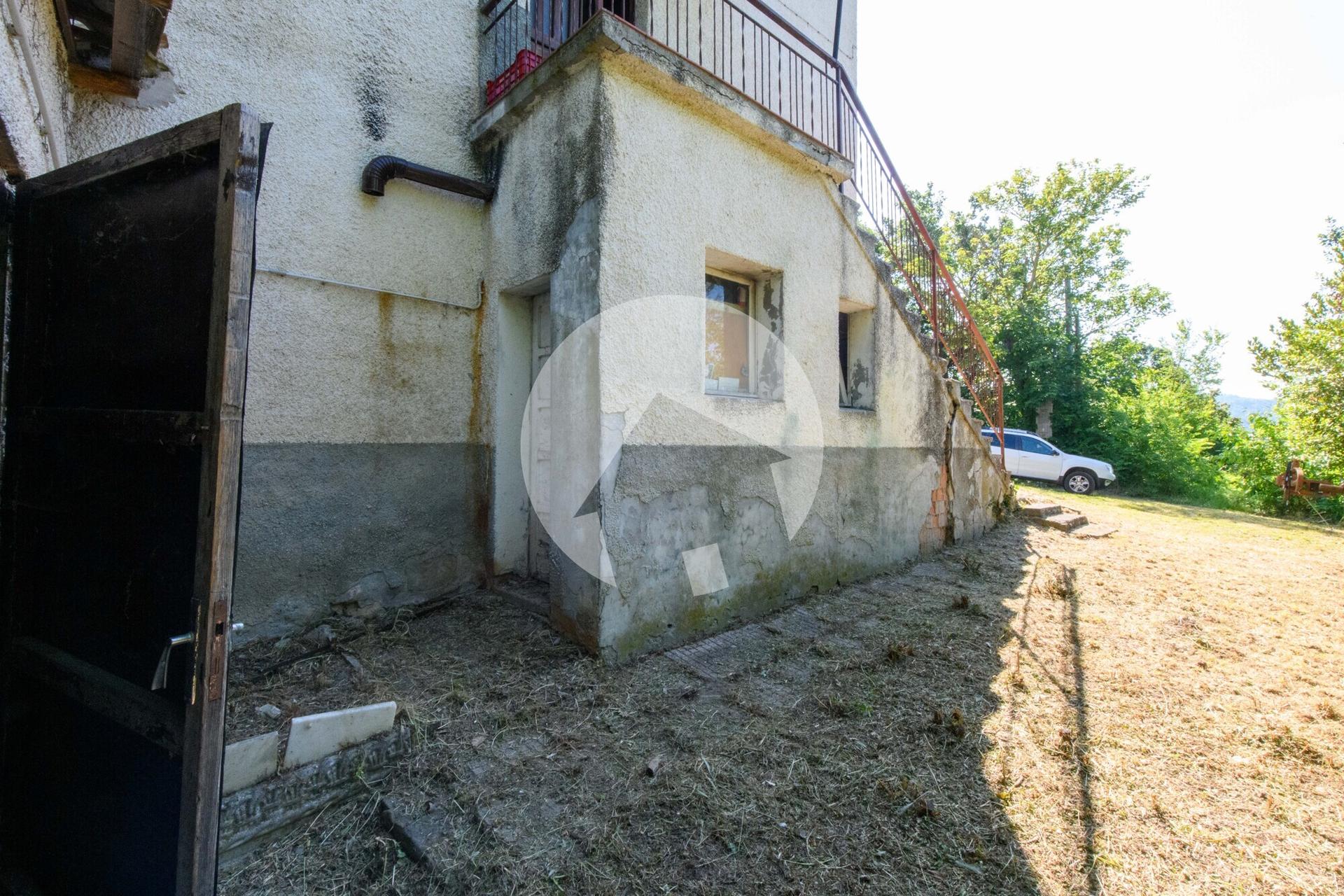 Rustico in Via Beleo 100, Casina