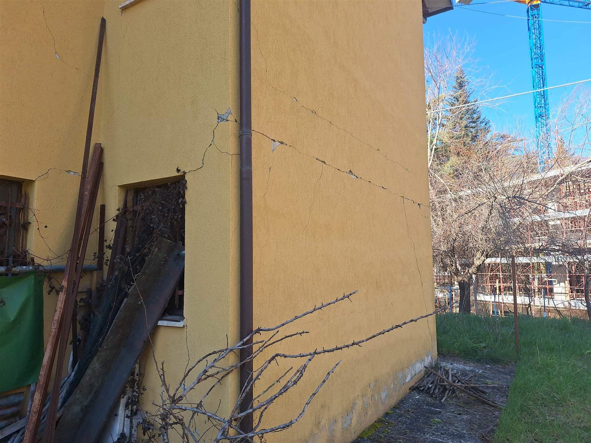 Villa bifamiliare, Pieve Torina