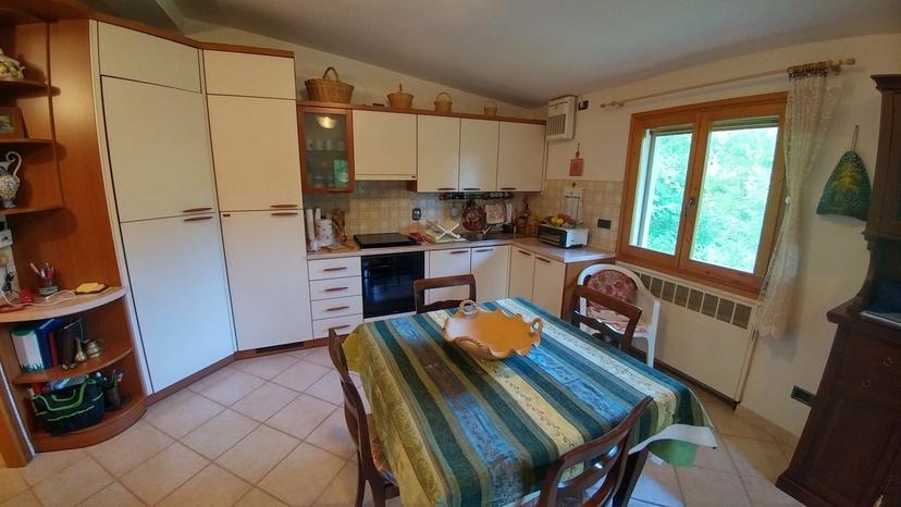 Trilocale in Via Nicolai 1905, Guiglia — foto 2 di 5