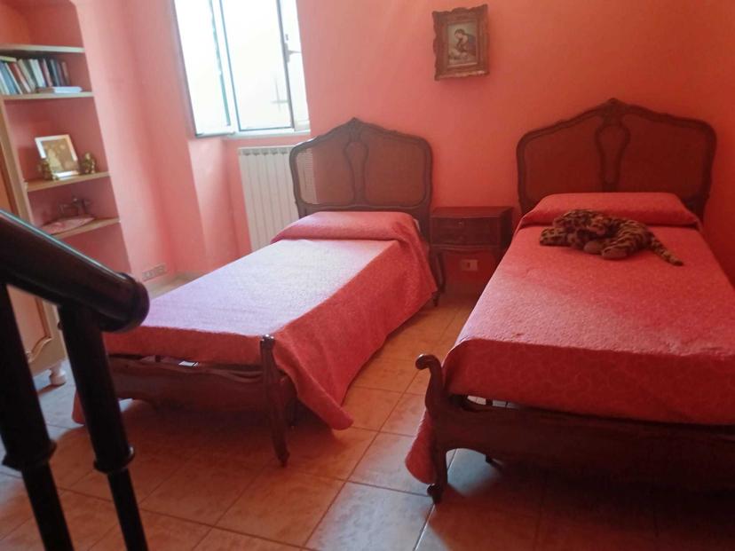 Villa a schiera, Ameglia