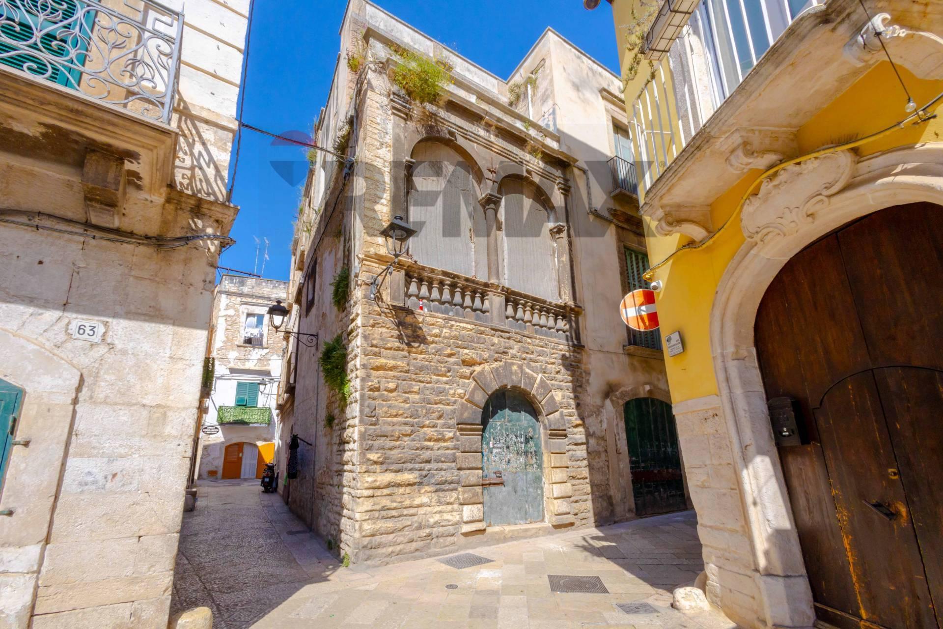 Casa indipendente in Via Maggiore 61, Bitonto