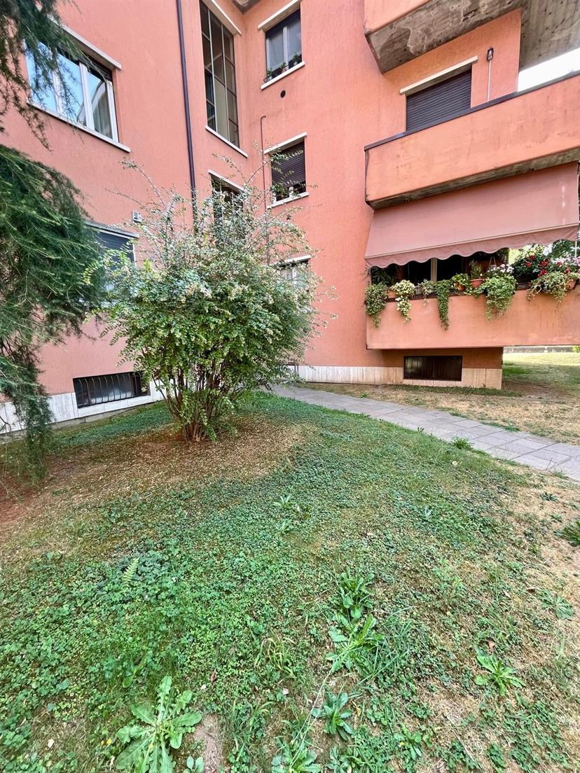 Trilocale in Via Sant' Alessandro, Castronno — foto 5 di 5