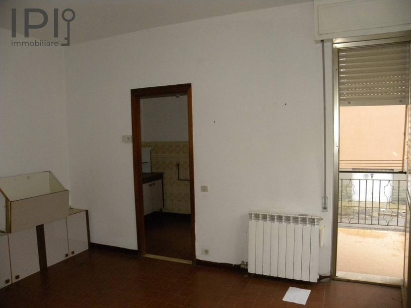 Trilocale in dei Piani 21, Cengio — foto 5 di 5