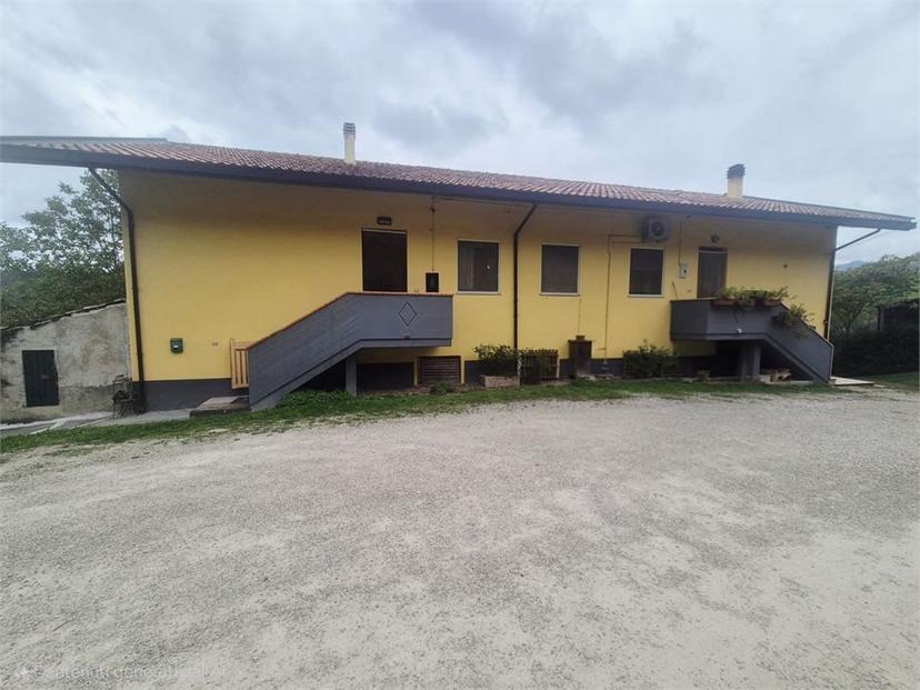 Villa a schiera in Contrada Rufiano IV 6, Bisenti — foto 4 di 5