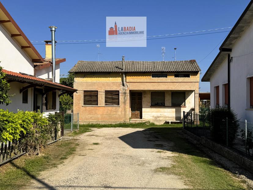 Casa indipendente in Via Raffaello Sanzio 34, Trecenta — foto 4 di 5